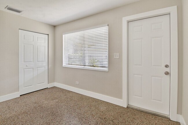 Photo - 58 W 27th St Unit 2