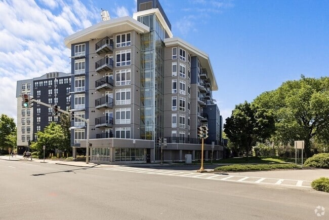 Building Photo - 262 Monsignor O'Brien Hwy Unit 306 Rental