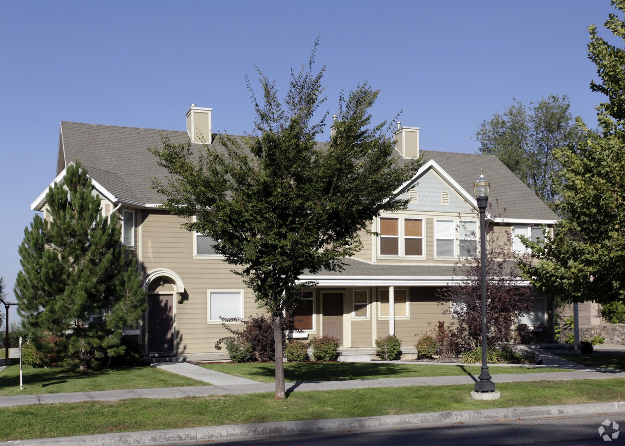Photo - Smith Villas Apartments