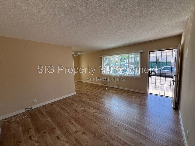 10237 Commerce Ave Unidad 1