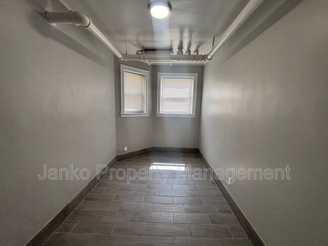 Photo - 658 E 81st St Unit G