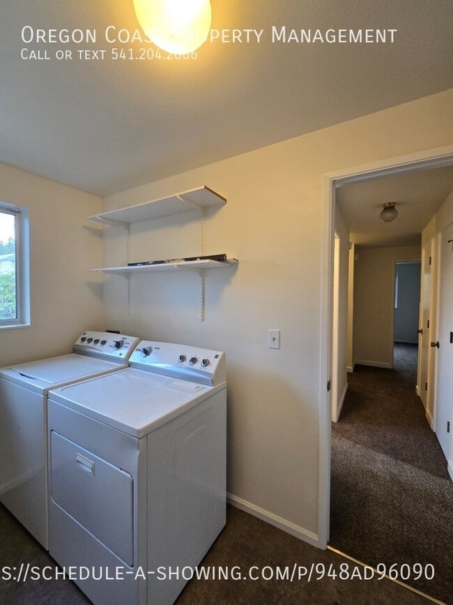 Photo - 765 SE Bird Ave