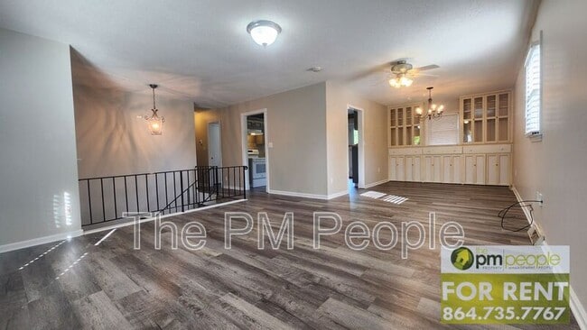 Photo - 304 Lavonne Ave