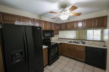 Photo - 1155 Thayer St