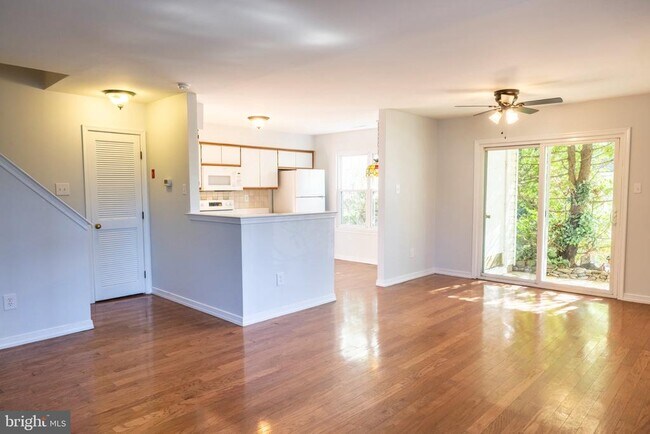 Photo - 111 Briarcliff Ct