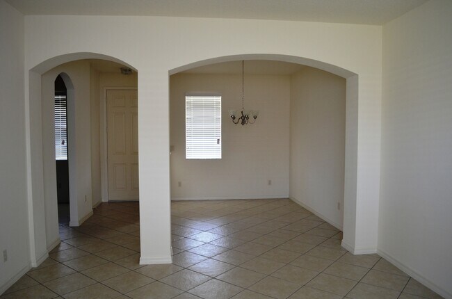 Photo - Cute 3/2.5 Townhouse with 2-Car Garage in Turtle Creek