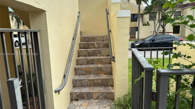 Photo - 8834 SW 130th Ct Unit 212