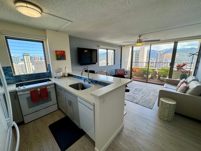 Photo - 2240 Kuhio Ave.
