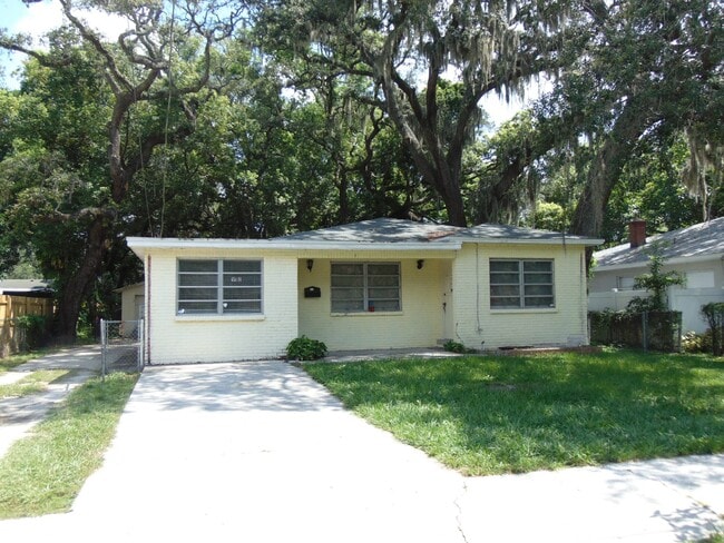 Charming 3 Bed, 1 Bath Rental in Tampa, FL... - Charming 3 Bed, 1 Bath Rental in Tampa, FL... Apartment