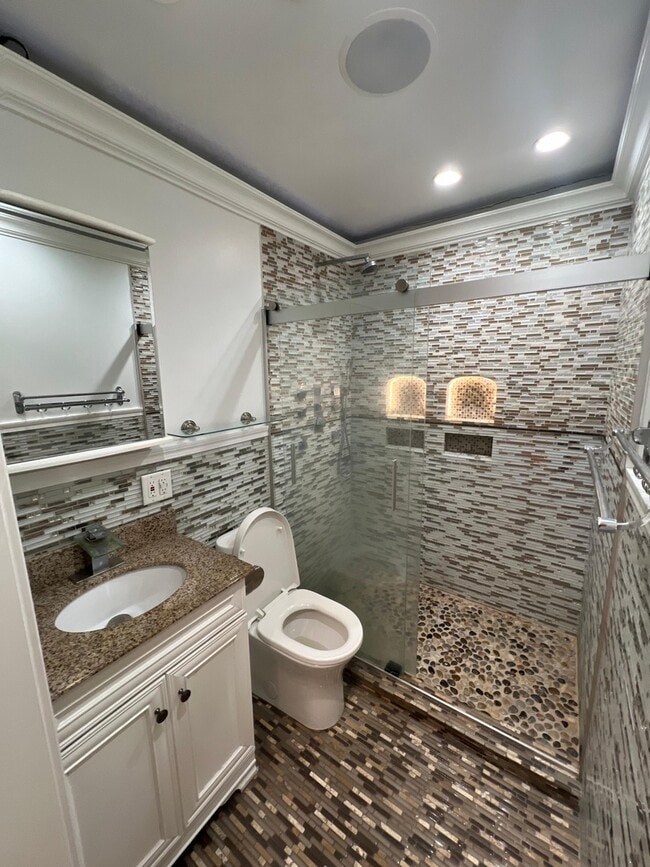 Photo - 8232 Niles Center Rd Unit 404