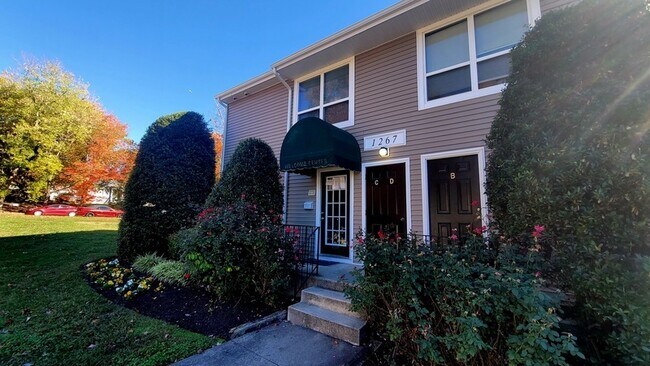 Photo - 1243 Nelson St Unit B