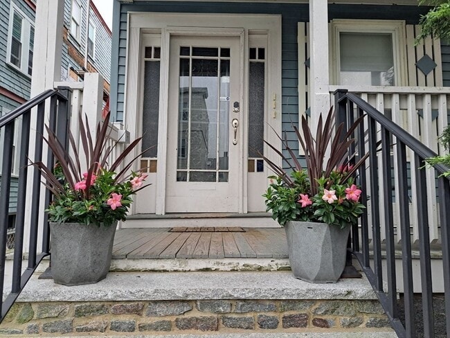 Photo - 63 Whitten St Unit 3