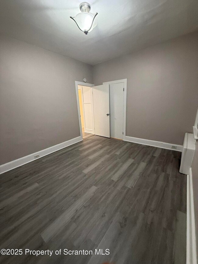 Photo - 929 Stafford Ave