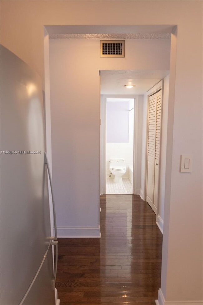 Photo - 7703 Camino Real Unidad 406