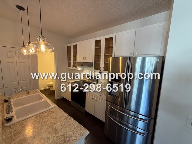 Photo - Woodbury Townhouse Available Now, Updated ...