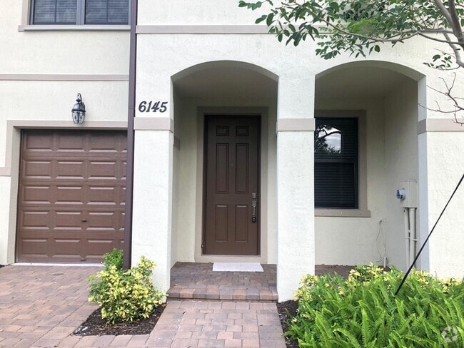 Building Photo - 6145 Bangalow Dr Rental
