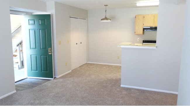 Barrington Club Apartments