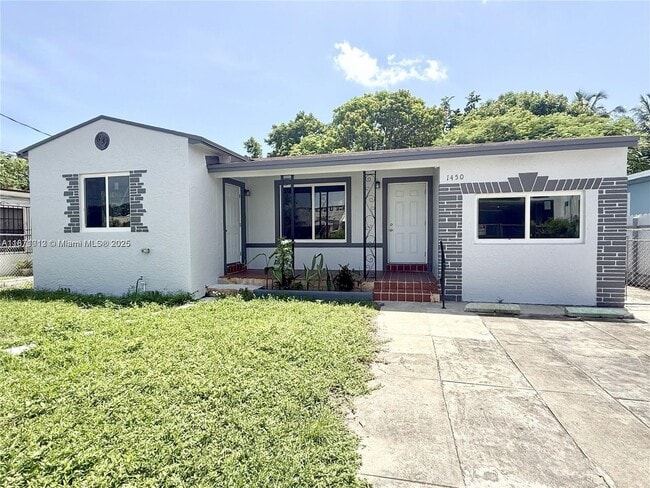 Building Photo - 1450 NW 35th St Unit 2 Rental