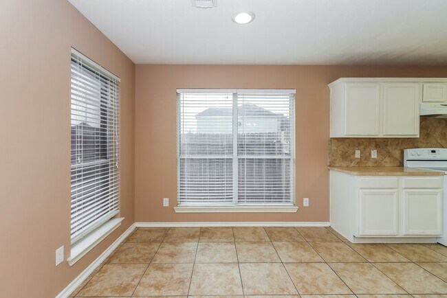 Photo - 16707 Great Oaks Glen Dr