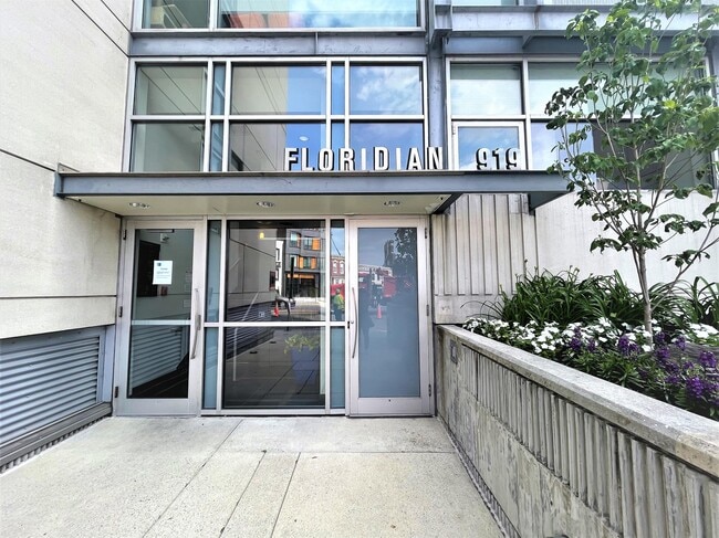 Photo - 919 Florida Ave NW