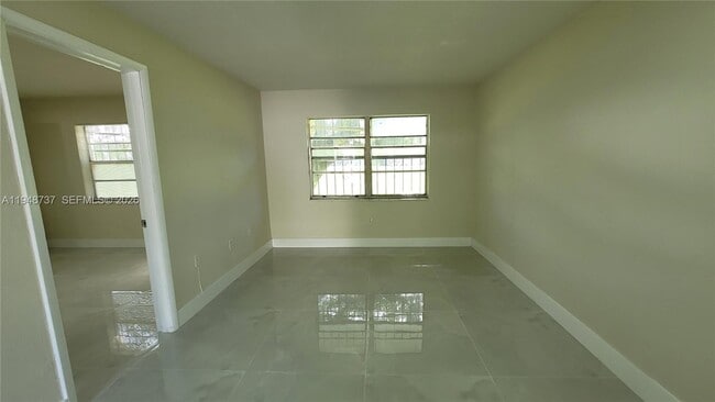 Photo - 13240 Port Said Rd Unit 3