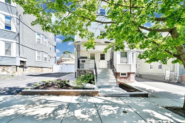 Photo - 77 Swan St Apartment Unit 1