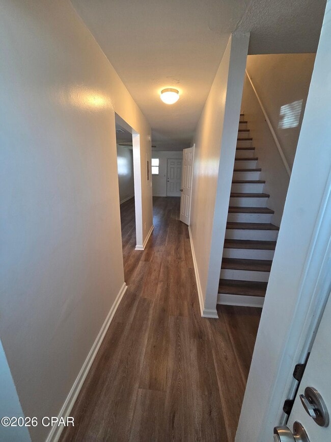 Photo - 6329 Omoko St