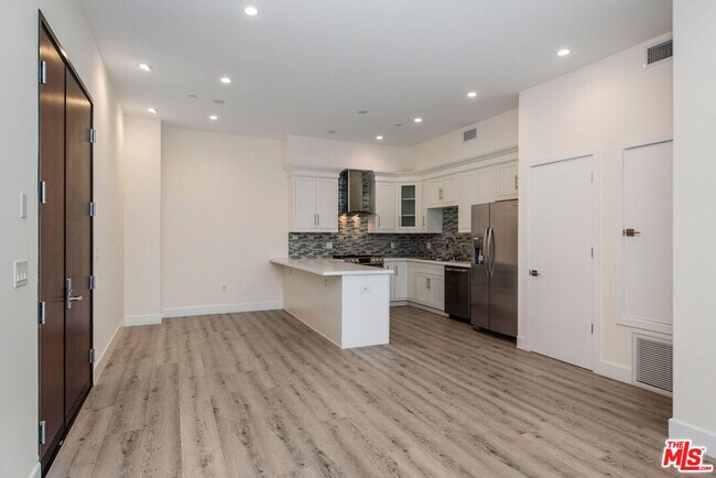 Photo - 1237 S Holt Ave Condo Unit 205