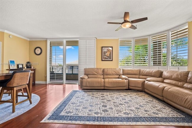 Photo - 510 NW 84th Ave Unidad 445