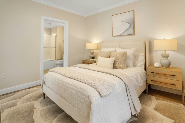 Photo - Heights Crossing