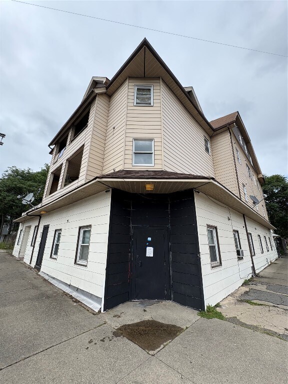 Building Photo - 38 Carroll St Unit 21 Rental