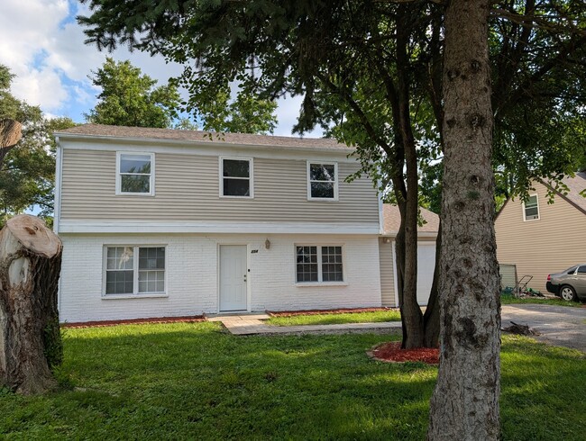 Building Photo - 254 Thornhurst Rd Rental