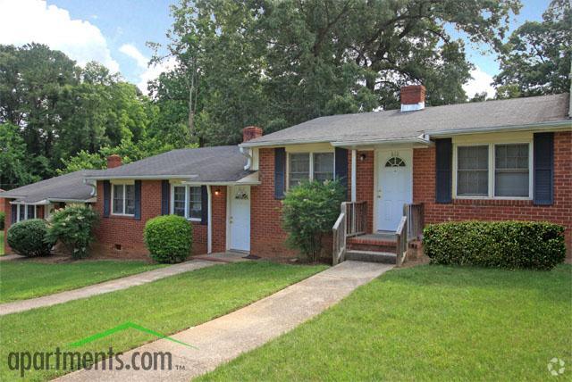 Edificio - Oakwood Apartments