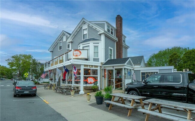 Photo - 7 Carroll Ave Unit 3