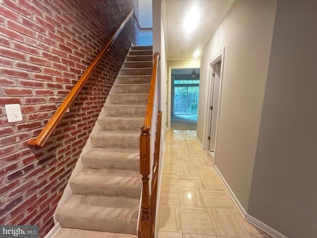 Photo - 8195 Falls Grove Dr