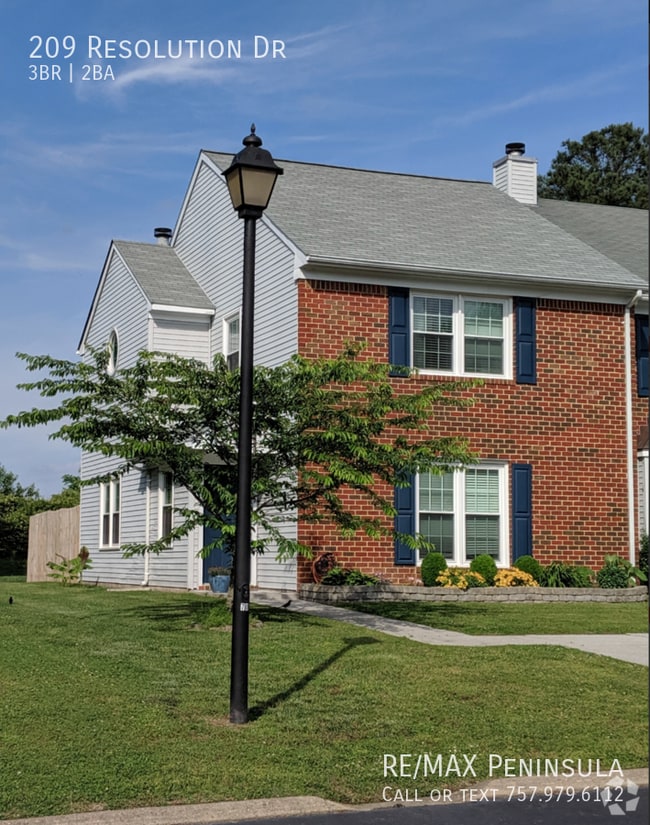 Building Photo - 209 Resolution Dr Rental