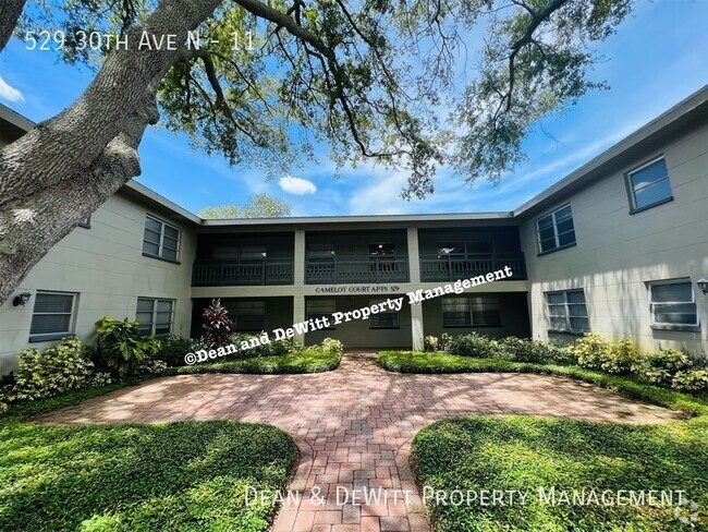 Building Photo - Camelot Court Apts-2/1- Great Neighborhood Unit 11