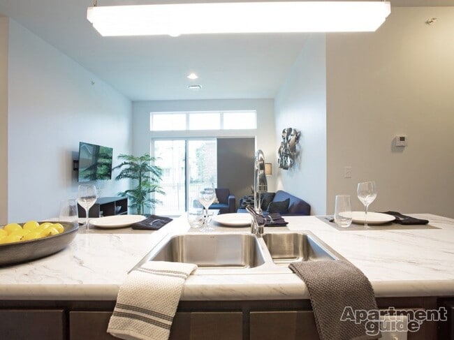 Photo - 1243 E Cherry St Unidad 104C