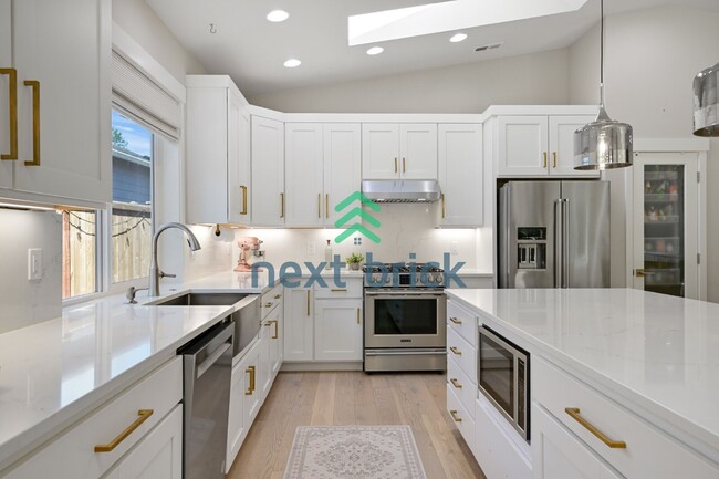 Photo - Charming 3-Bed, 2-Bath with 2,170 Sq. Ft. in Beautiful Snohomish!