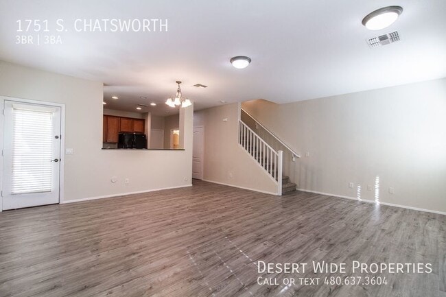 Photo - 1751 S. CHATSWORTH-