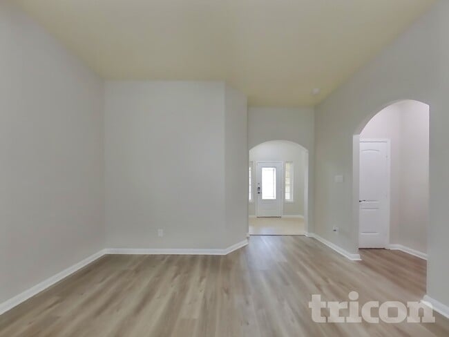 Photo - 27005 Wichita Ct