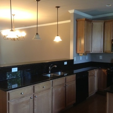 Photo - 502 Williamson St SE