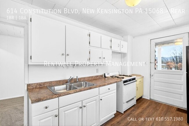 Photo - 614 Constitution Blvd Unit Rear