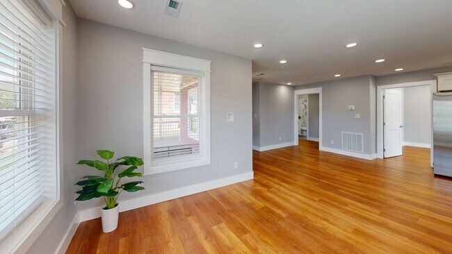 1704 Highland Ave
