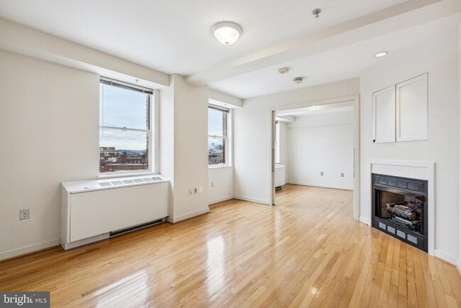 Photo - 815 King St Unit 6C