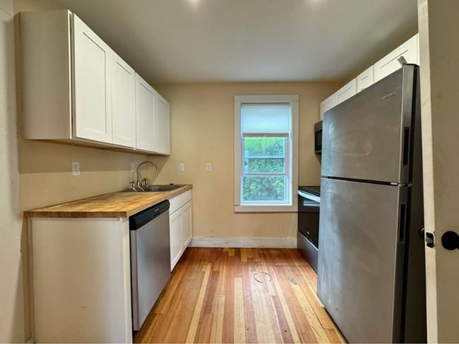 Photo - 89 King St Condo Unit 1