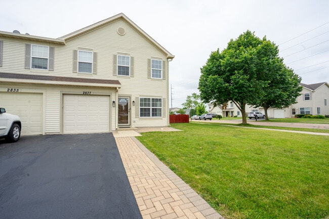 Photo - 2837 Oakmont Dr