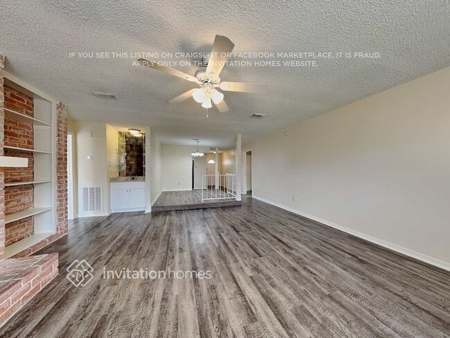 Photo - 6946 Maple Fox Dr