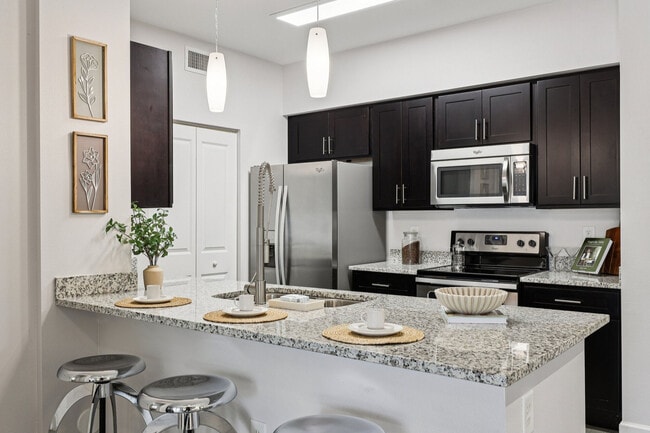 Building Photo - Mila Apartments