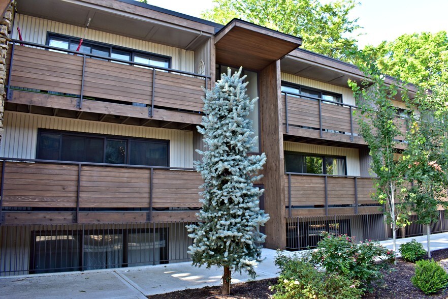 Lakota on Grand Apartments For Rent in Kansas City, MO